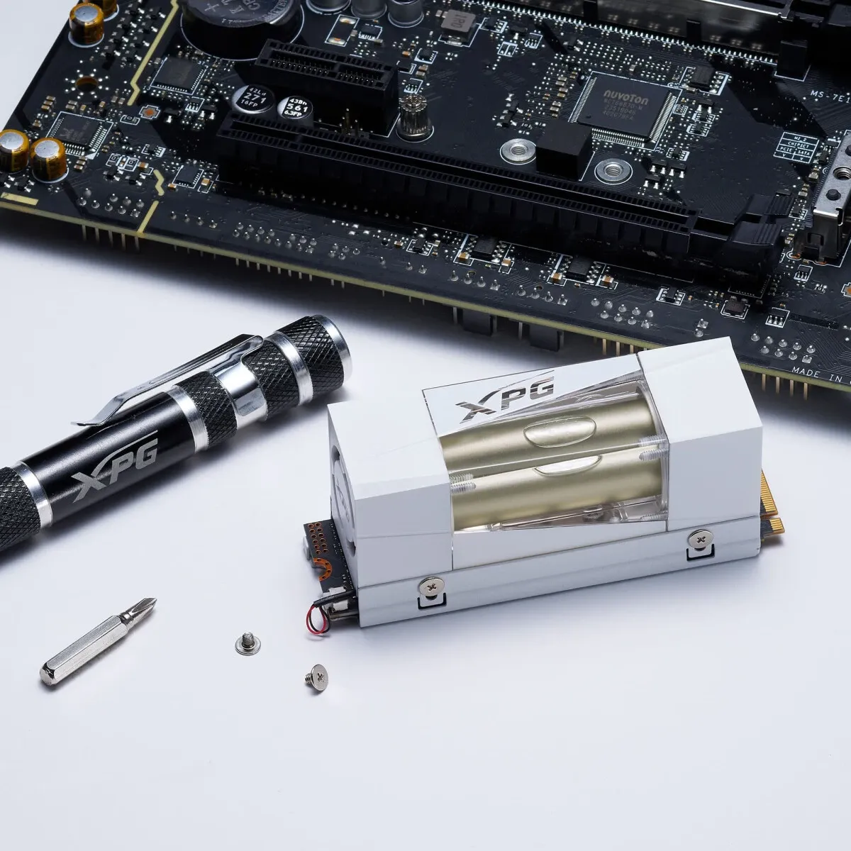 Твердотельный накопитель ADATA XPG 2000 Gb MARS 980 STROM (SMAR-980S-2TCI)
