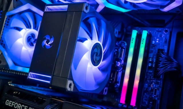 Игровой компьютер 995437 (Core i5-12400F 2.5 ГГц/Intel B760/16 ГБ DDR4 3.2 ГГц/1024 ГБSSD /RTX 5060 8 ГБ/Wi-Fi/650W/4FAN Goldrim Black wFans) - купить по выгодной цене!