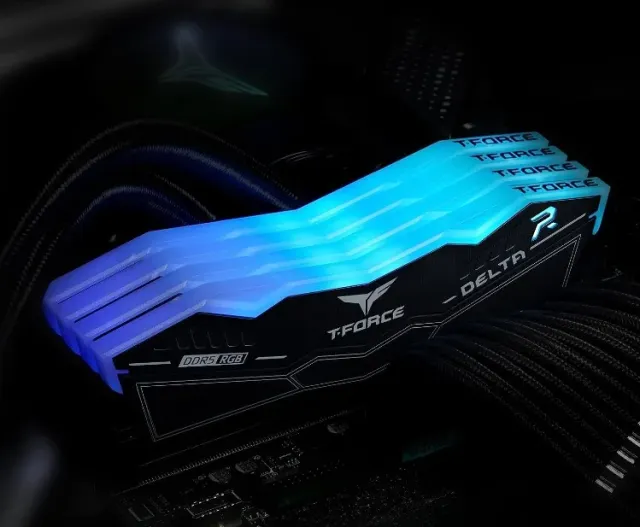 Оперативная память DDR5 64 ГБ 6000 МГц Team Group T-FORCE DELTA RGB Black (FF3D564G6000HC38ADC01) модулей 2 шт. купить! 
