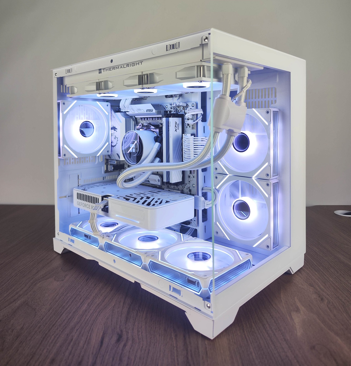 Компьютерный корпус 1STPLAYER MEGAVIEW MV6-TP ARGB White (MV6-TP-WH-2FC7R-W-1FC7-W)