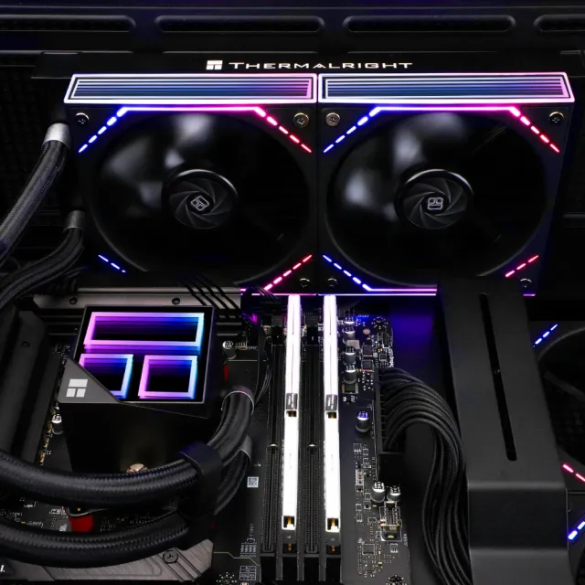 Система водяного охлаждения Thermalright Frozen Infinity 240 ARGB Black (TRFI240B) купить! 