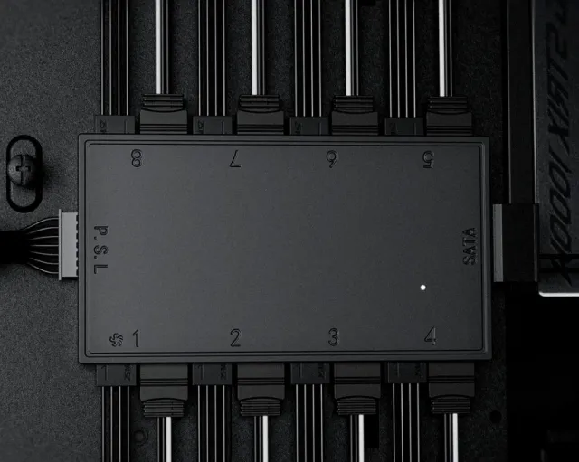 Разветвитель питания ID-COOLING HA-08 PWM ARGB Ports купить! 
