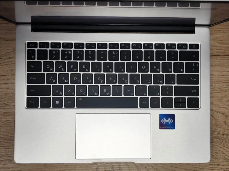 Ноутбук HONOR MagicBook X14 FRI-H5651 (Ryzen 5 7640HS/14"/1920x1200/16Gb/2Tb SSD/Radeon 760M/Win 11 H) silver - фото
