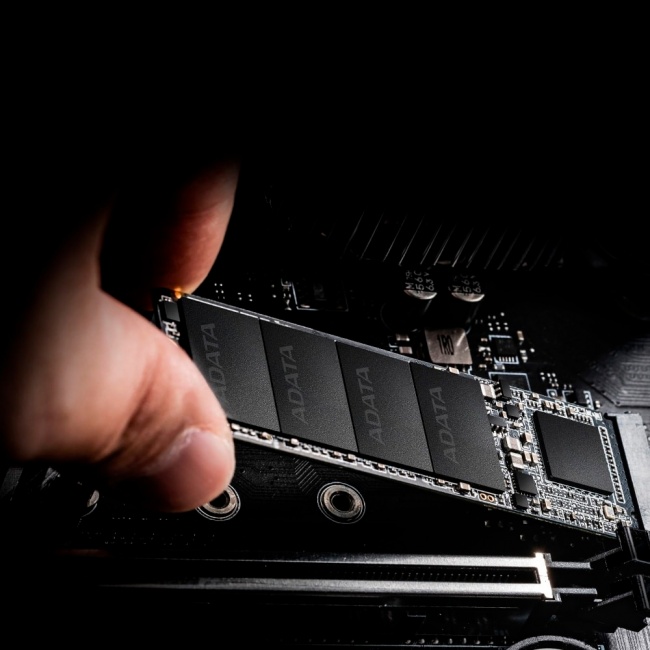 Твердотельный накопитель SSD 512 ГБ M.2 NVMe ADATA (ASX6000LNP-512GT-C) купить! 