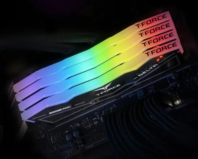 Оперативная память DDR5 64 ГБ 6000 МГц Team Group T-FORCE DELTA RGB Black (FF3D564G6000HC38ADC01) модулей 2 шт. купить! 