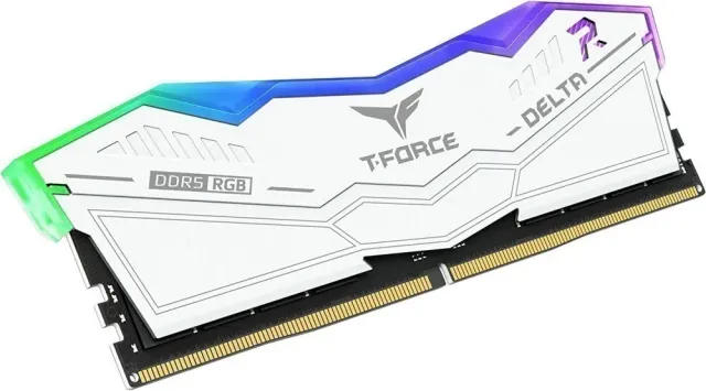 Оперативная память DDR5 32 Gb 7200 MHz Team Group T-FORCE DELTA RGB White (FF4D532G7200HC34ADC01) купить! 