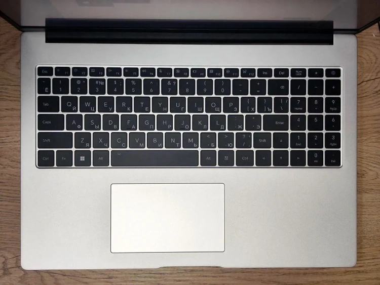 Ноутбук HONOR MagicBook X 16 2024 (Core i5-13420H/16"/1920х1200/16Gb/1Tb SSD/UHD Graphics/Win 11 H) - фото