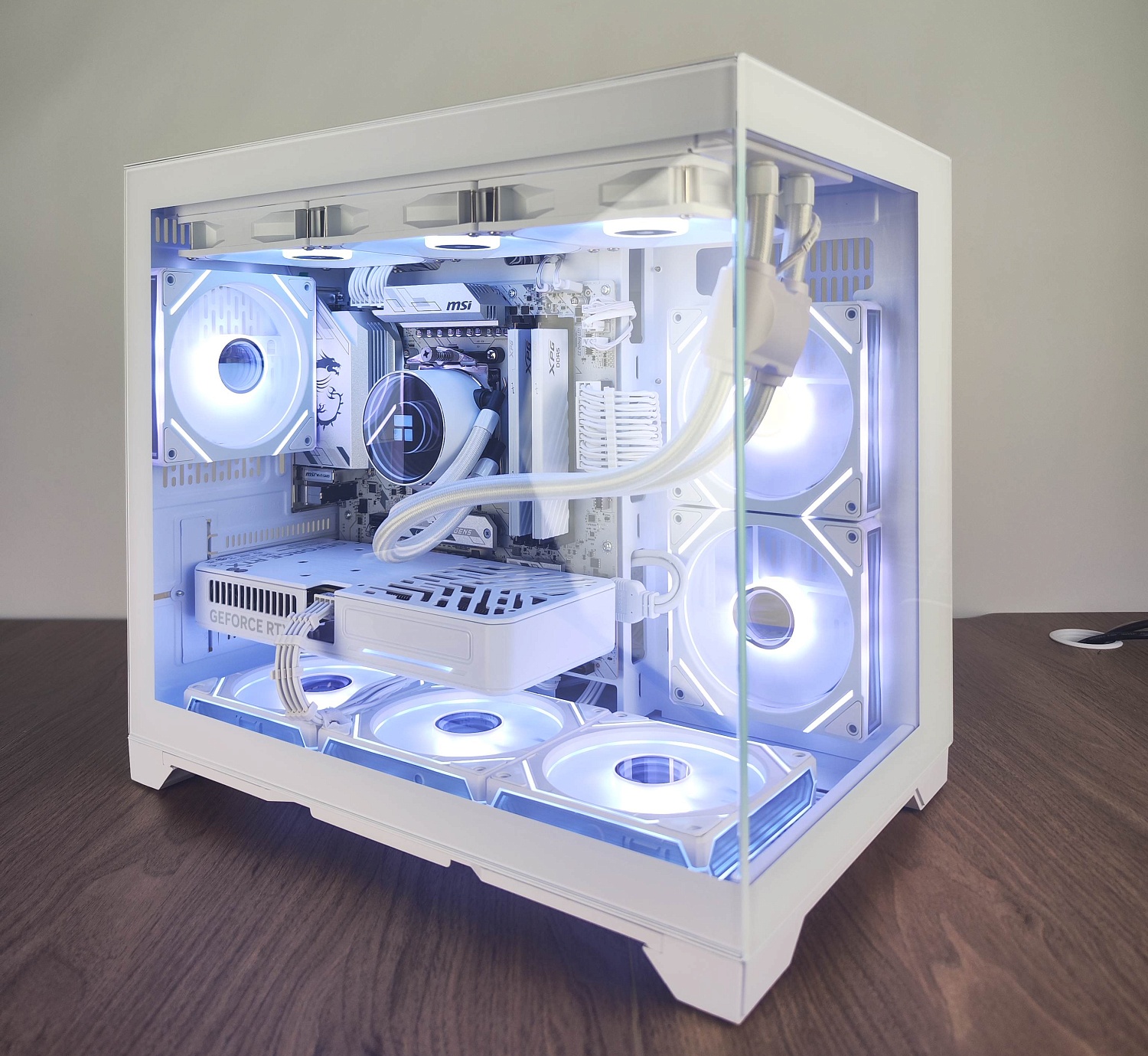 Компьютерный корпус 1STPLAYER MEGAVIEW MV6-TP ARGB White (MV6-TP-WH-2FC7R-W-1FC7-W)