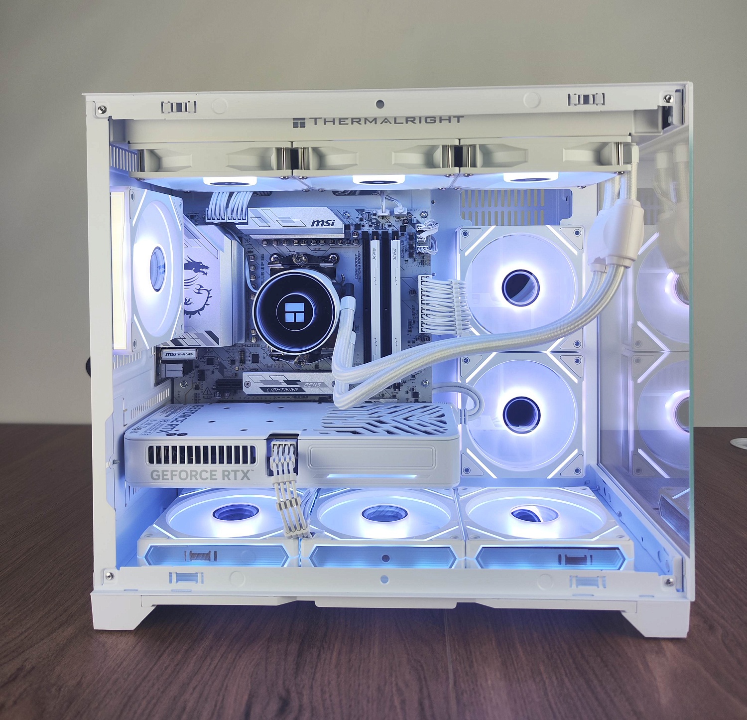 Компьютерный корпус 1STPLAYER MEGAVIEW MV6-TP ARGB White (MV6-TP-WH-2FC7R-W-1FC7-W)