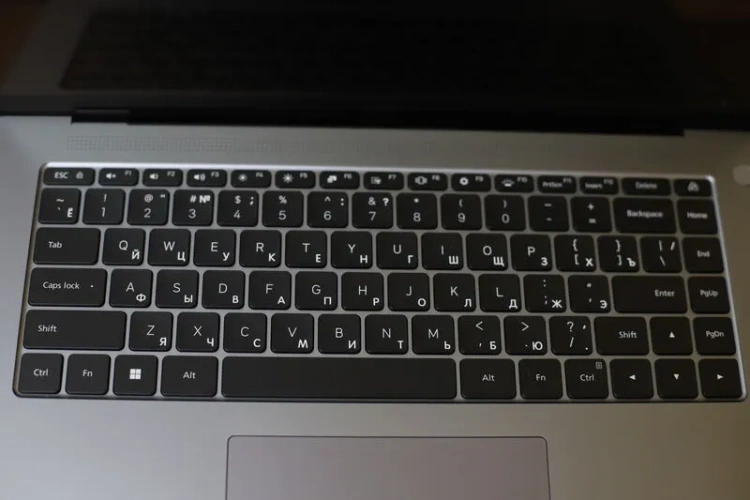 Ноутбук Xiaomi Redmi Book 16 2024 (Intel Core i5-13420H/16"/1920x1200/16Gb/2048Gb SSD/Intel Iris Xe Graphics/Win11H) - фото