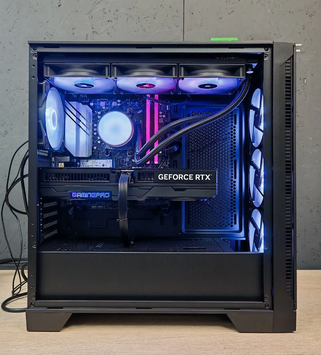 Игровой компьютер 989940 (Core i5-14600KF 3.5 ГГц/Intel Z790/32 ГБ DDR5 6 ГГц/1024 ГБ SSD/RTX 4070 SUPER 12 ГБ/Wi-Fi/850W/Phanteks 523 XT PRO ULTRA TG RGB Black)