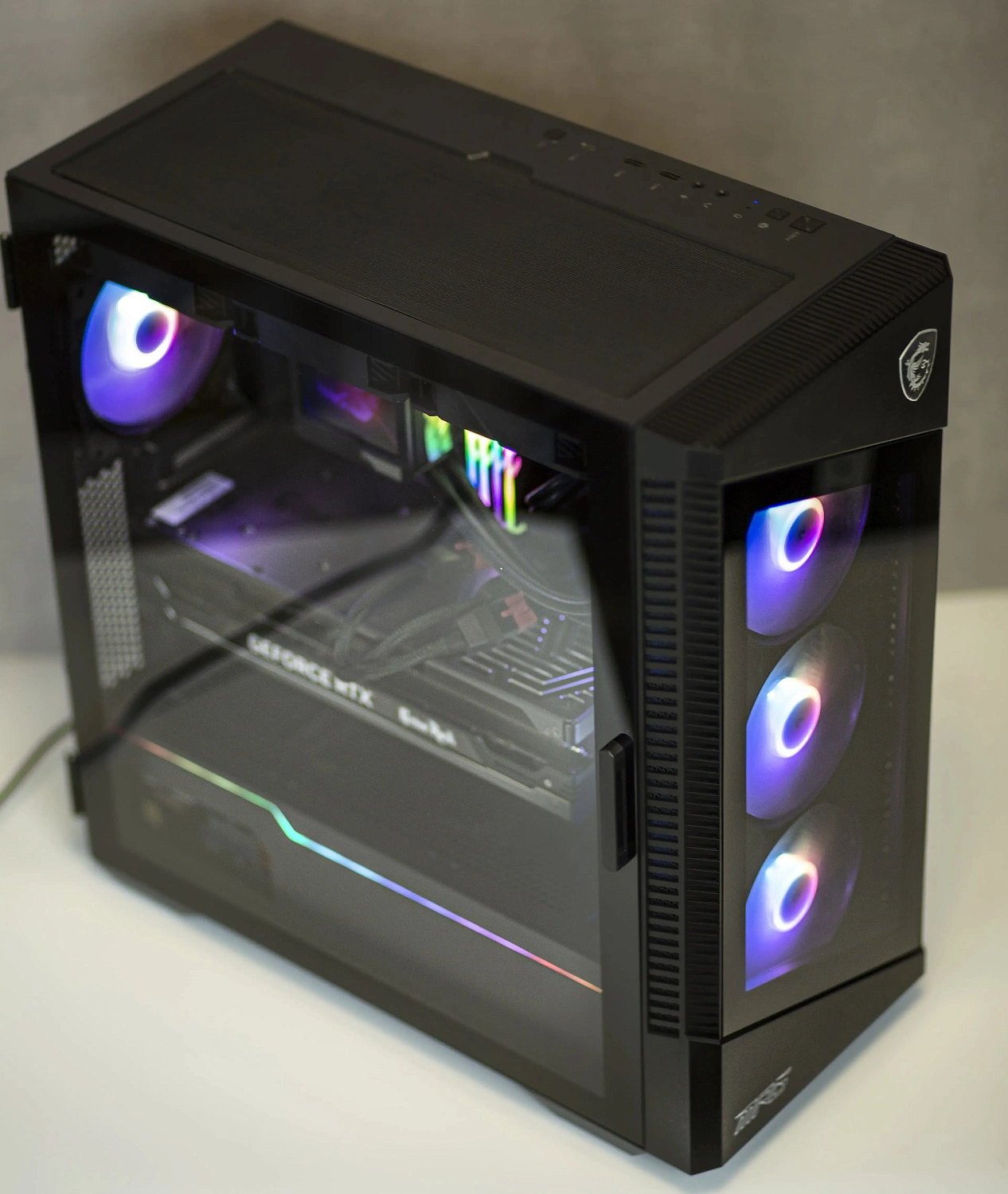 Игровой компьютер 678104 ( Ryzen 9 7900X 4.7 ГГц/X670/32 ГБ DDR5 4.8 ГГц/1 ТБ SSD/Radeon RX 6800 16 ГБ/Блок 850W/Корпус MSI MPG VELOX 100R/Win 10 Pro Trial)